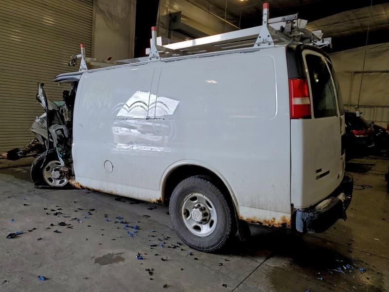 2010 Chevrolet Express 2500 Utility / Service van