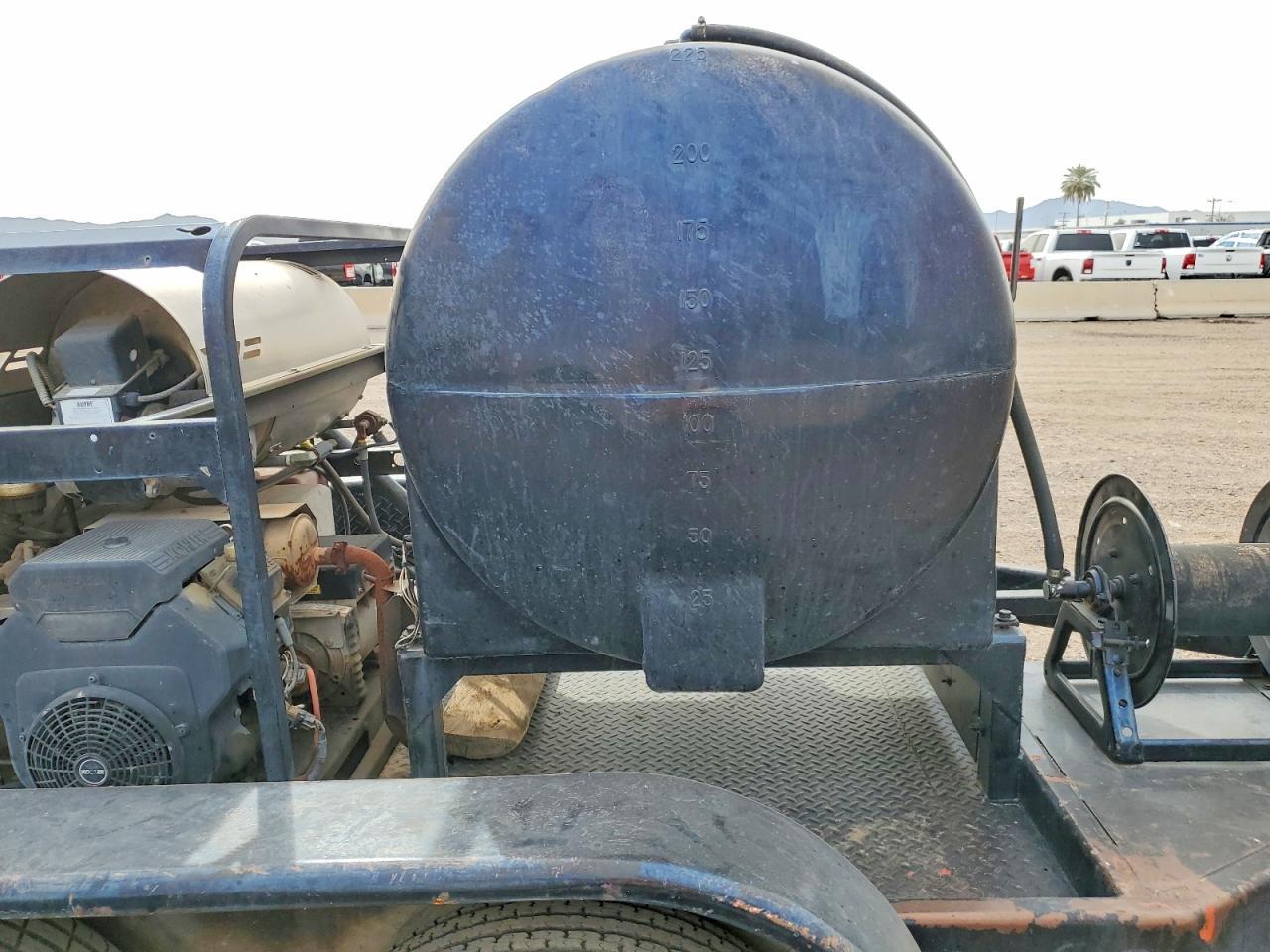 2000 Other 2000 APC Pressure Washer Trailer