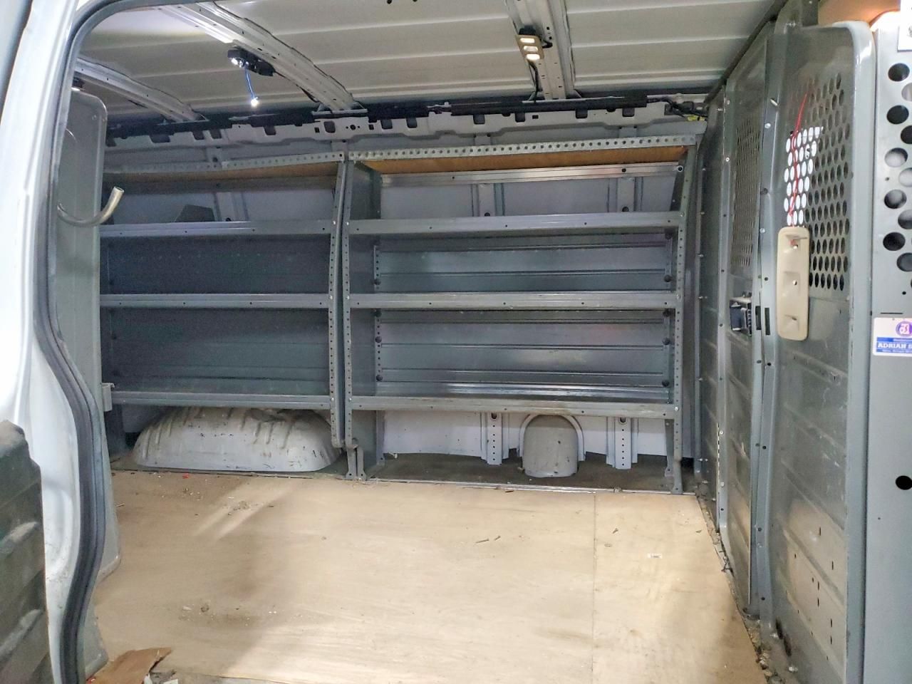 2018 Chevrolet Express G2500