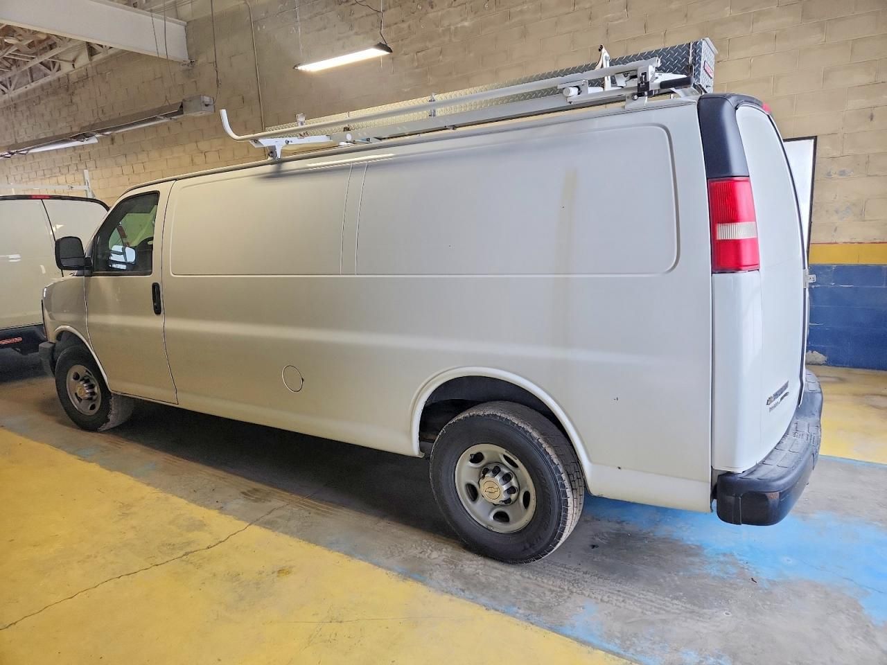 2014 Chevrolet Express G2500 Utility / Service Van