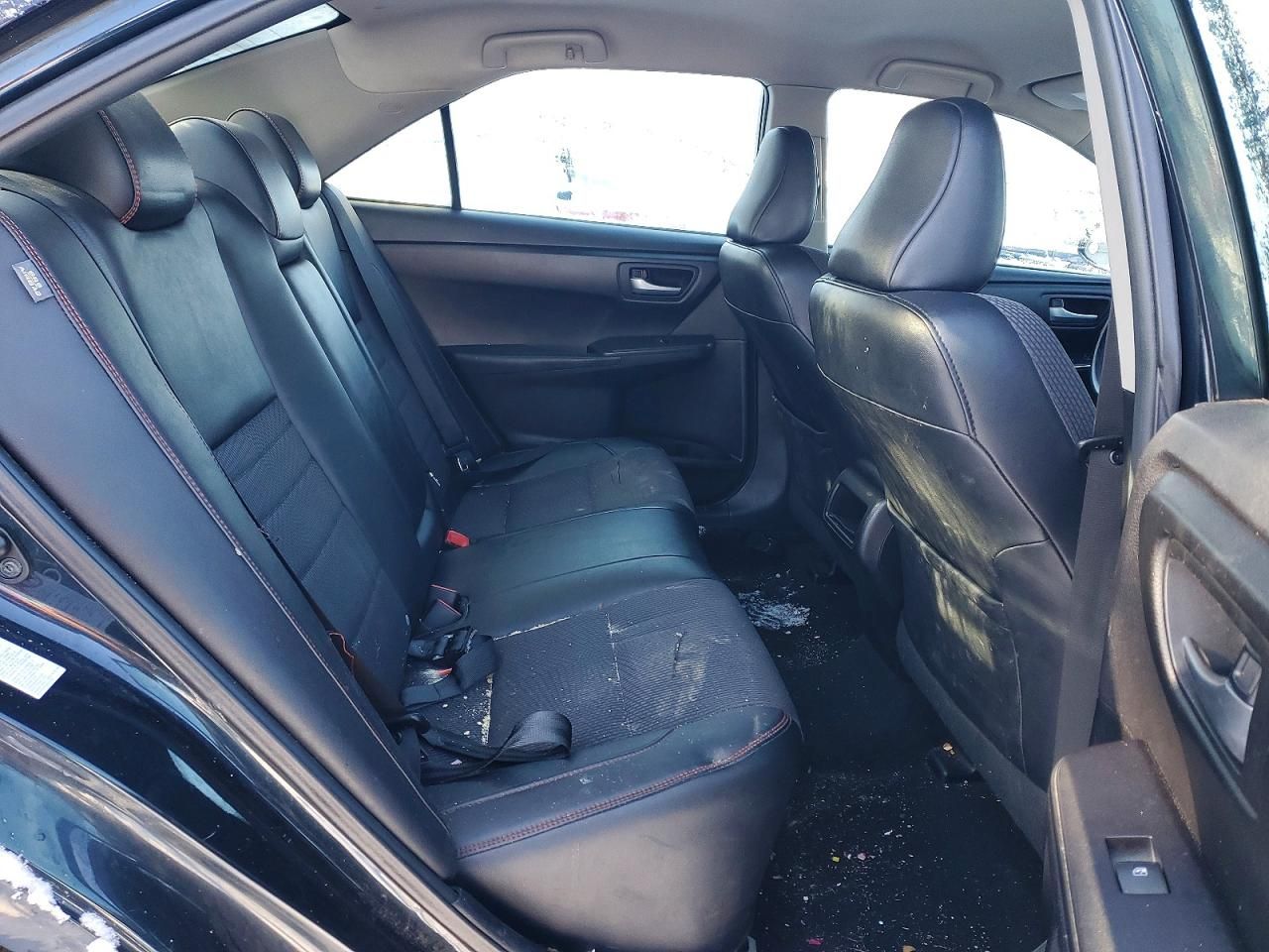 2016 Toyota Camry le