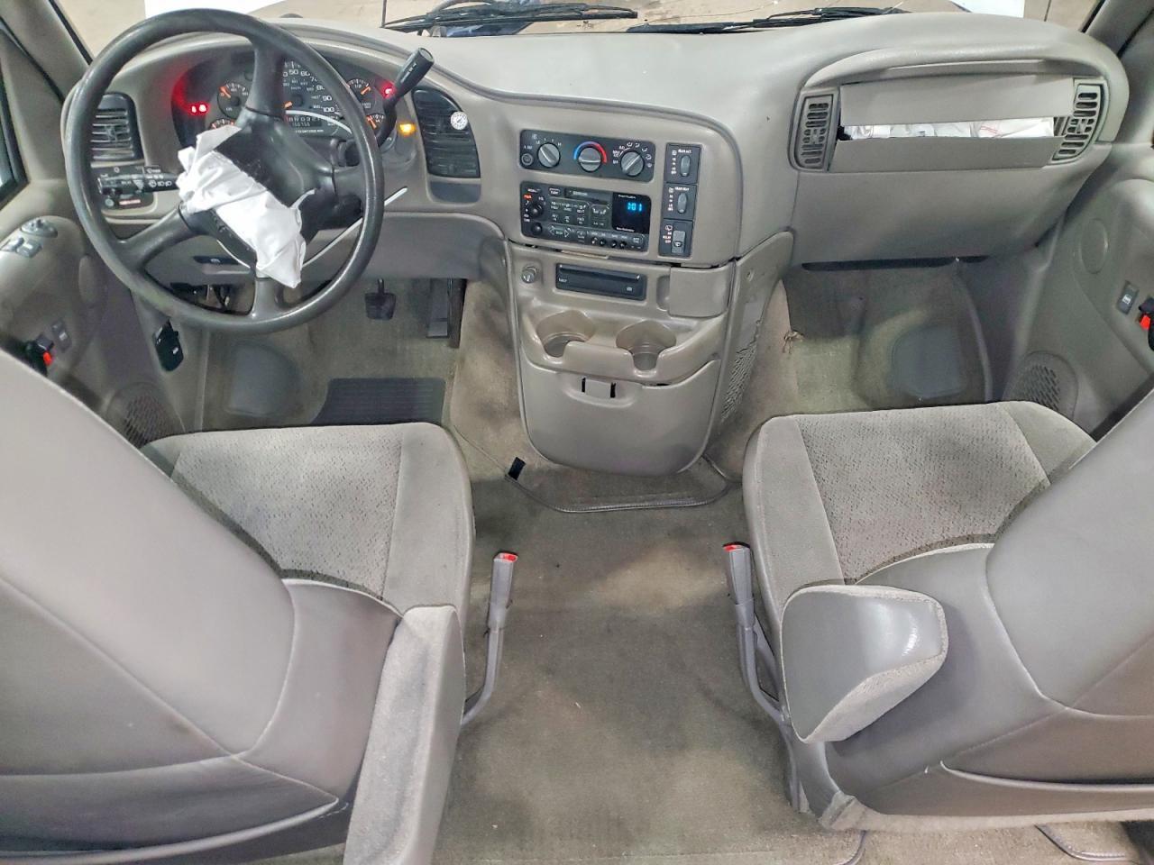 2004 Chevrolet Astro