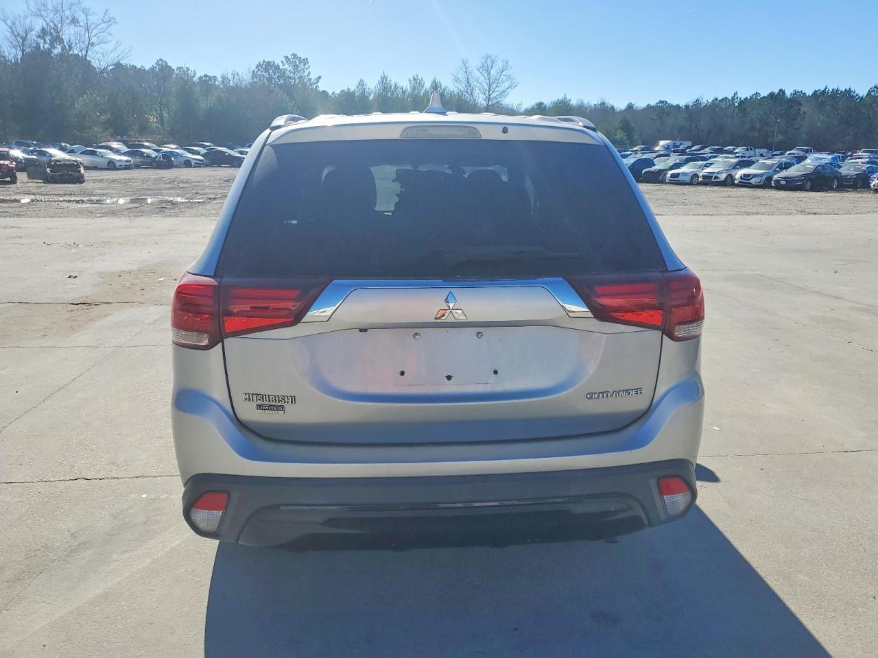 2019 Mitsubishi Outlander se