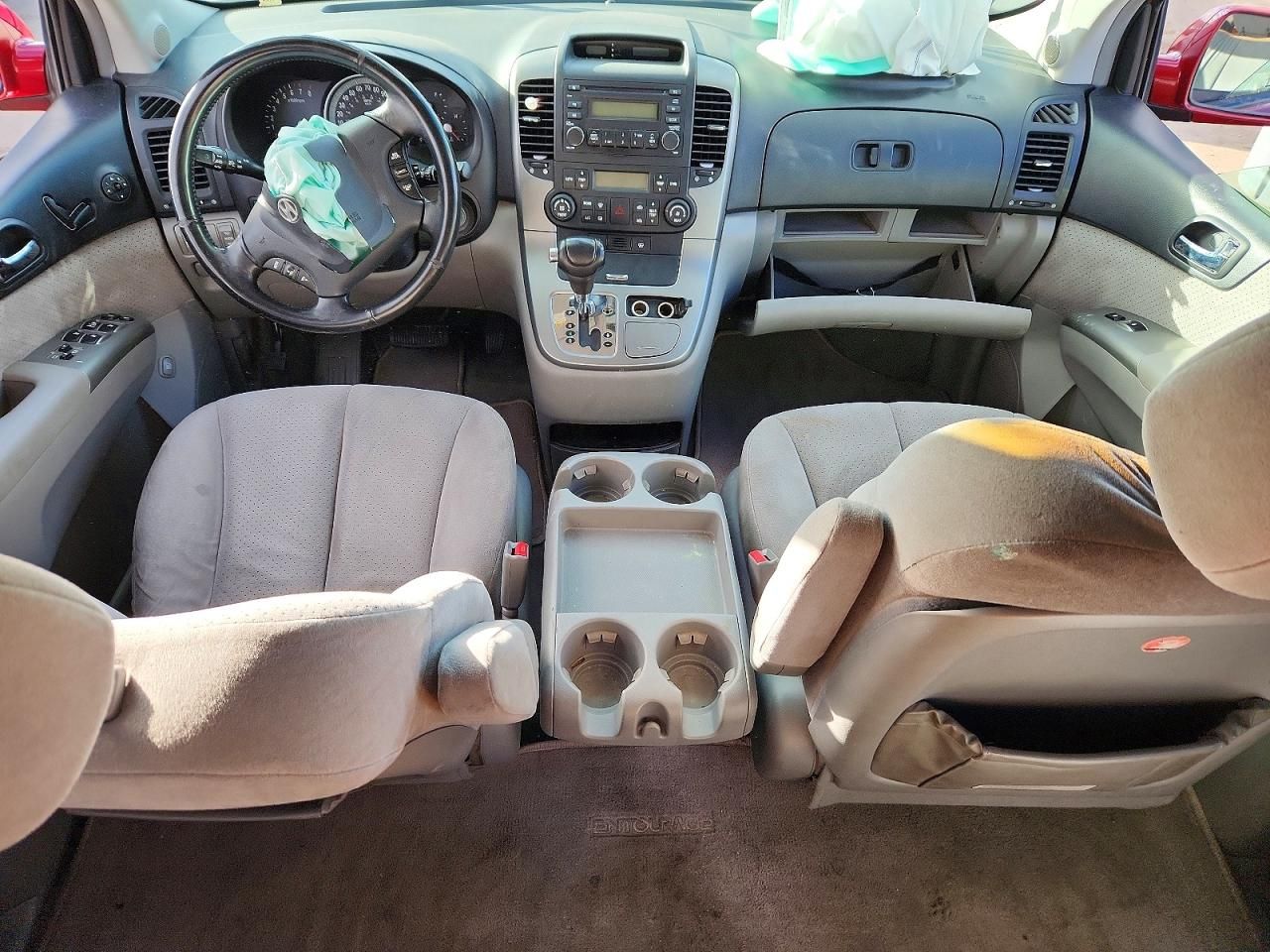 2007 Hyundai Entourage gls