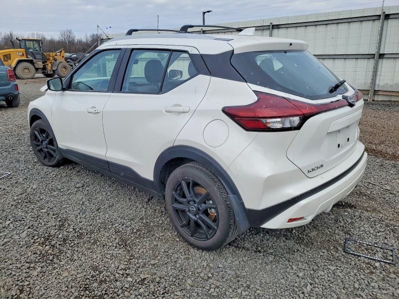 2024 Nissan Kicks sv