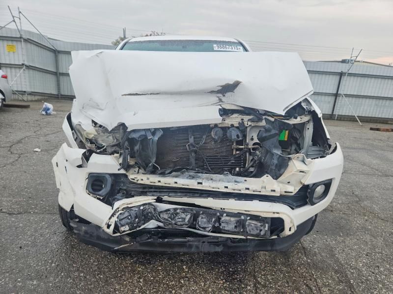 2017 Toyota Tacoma Double cab