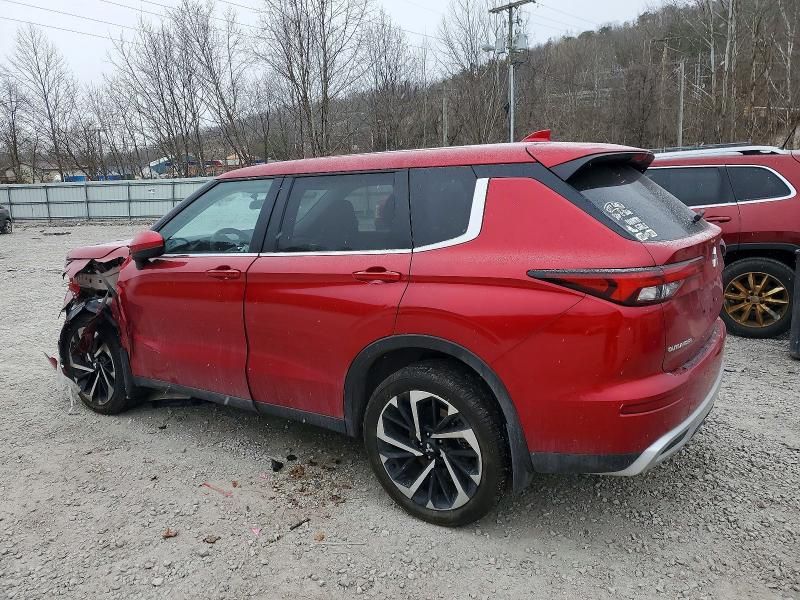 2024 Mitsubishi Outlander se