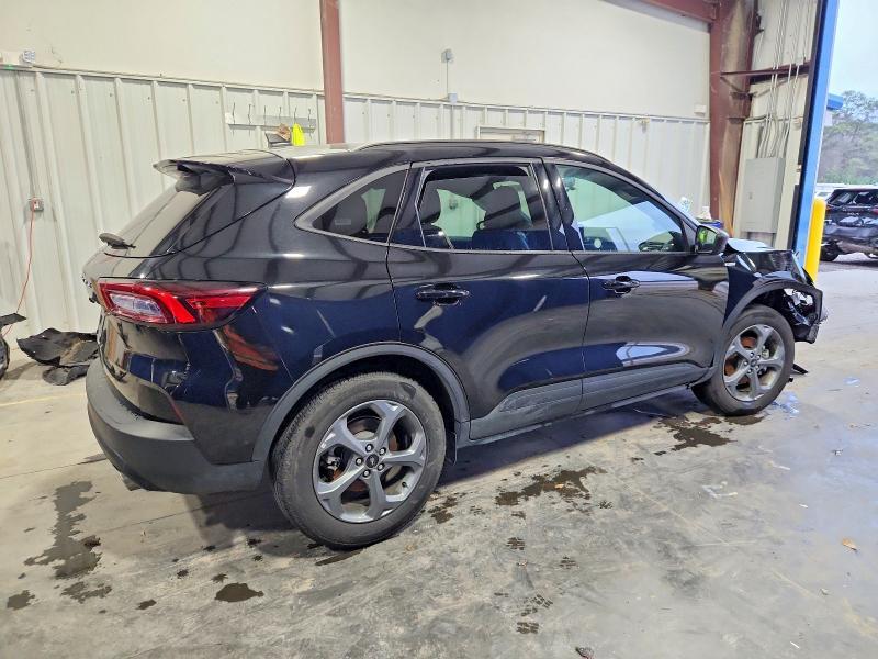 2025 Ford Escape st Line