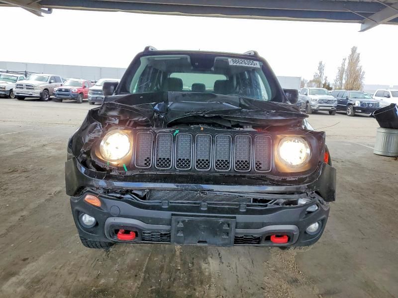 2023 Jeep Renegade Trailhawk
