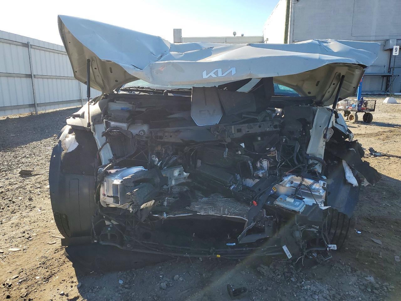 2024 KIA EV6 Light