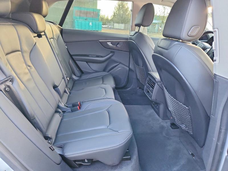 2023 Audi Q8 Premium