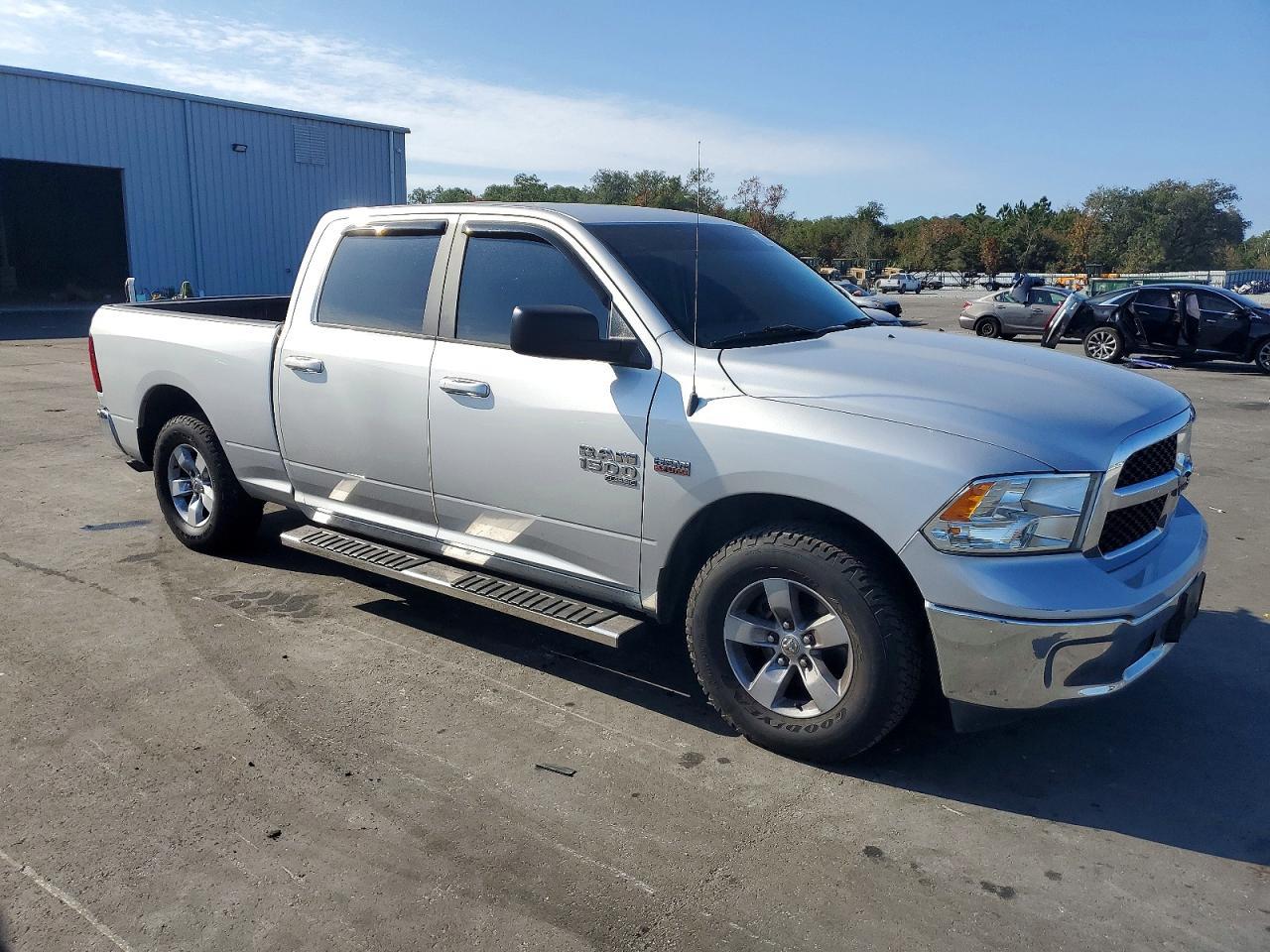 2019 Dodge RAM 1500 Classic SLT