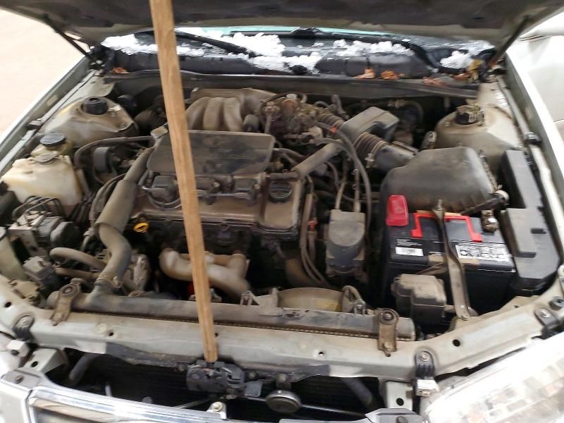 2000 Toyota Camry le