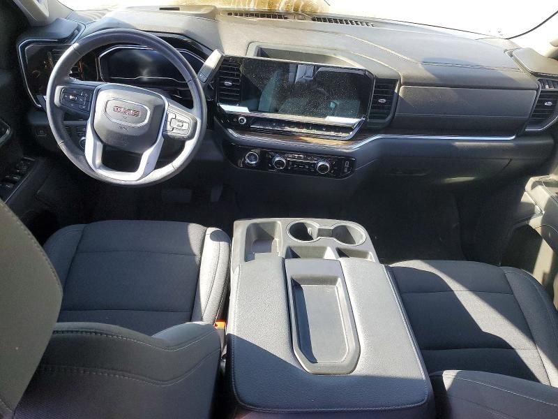 2022 GMC Sierra K1500 Elevation