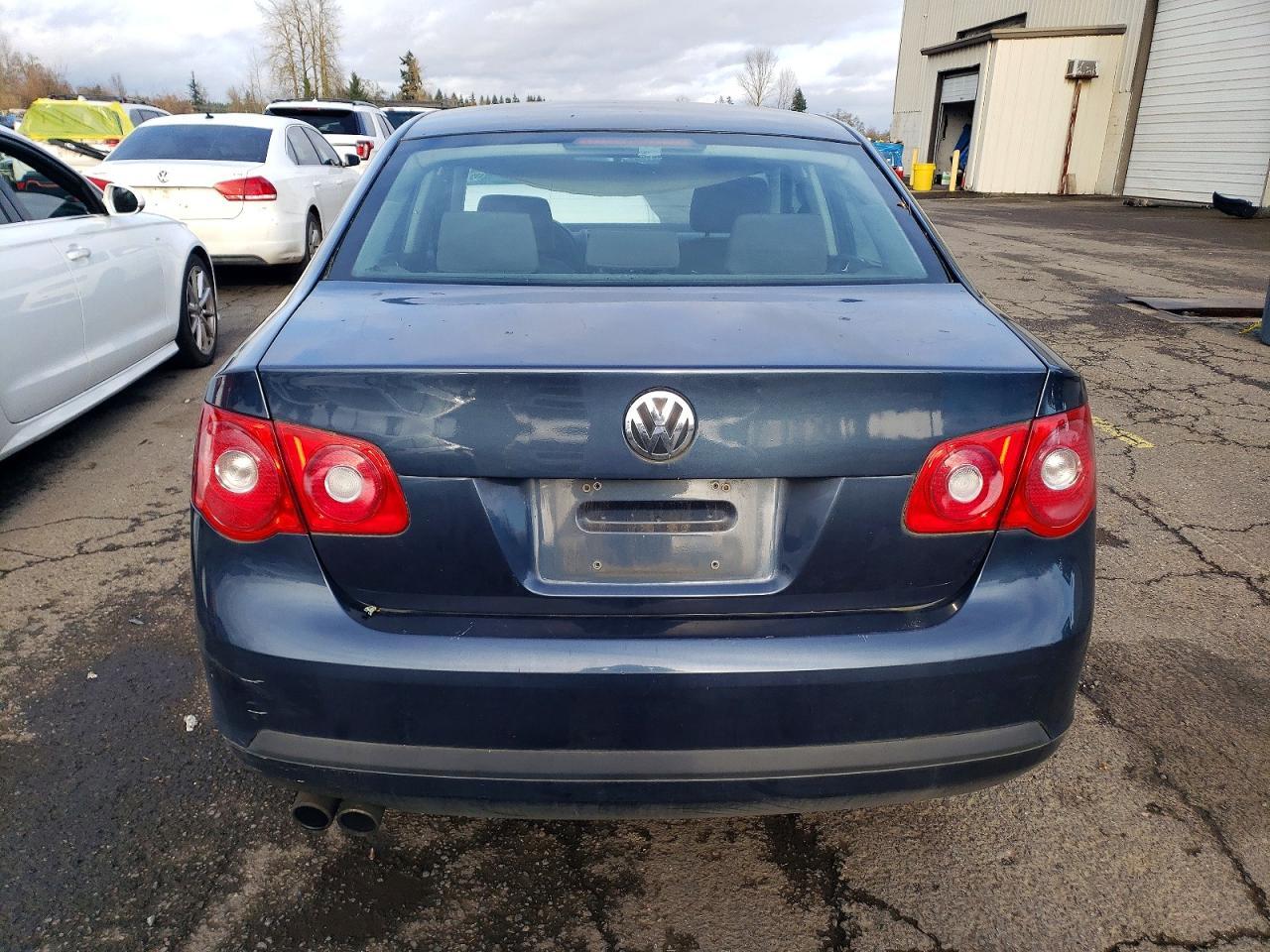 2005 Volkswagen New Jetta Value