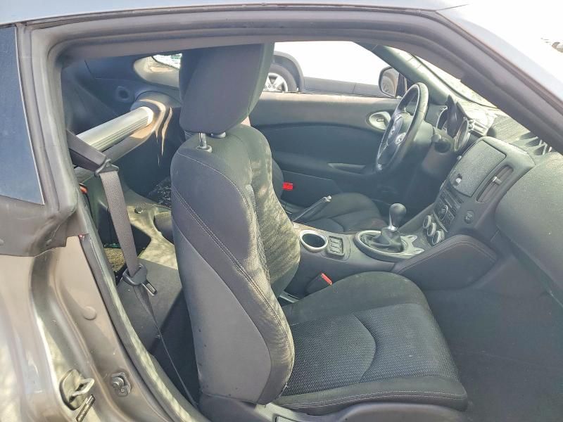 2011 Nissan 370z Base