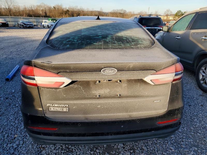 2019 Ford Fusion se