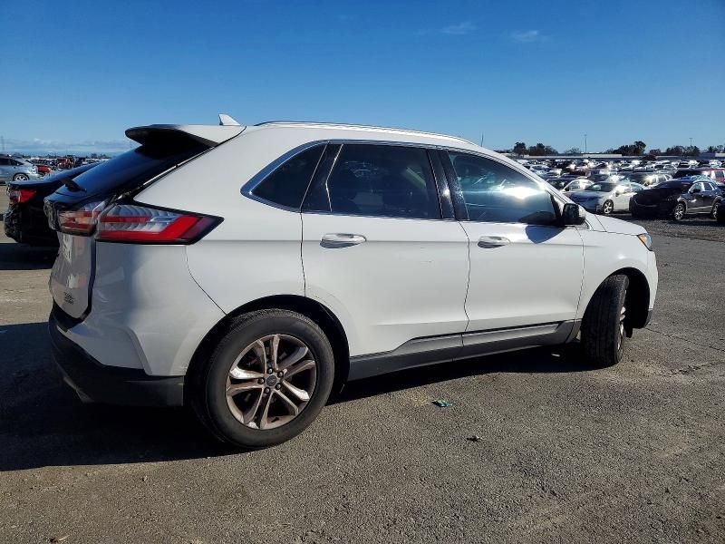 2019 Ford Edge sel