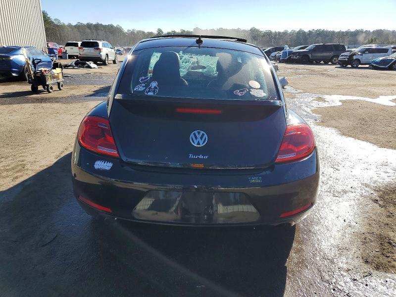 2013 Volkswagen Beetle Turbo