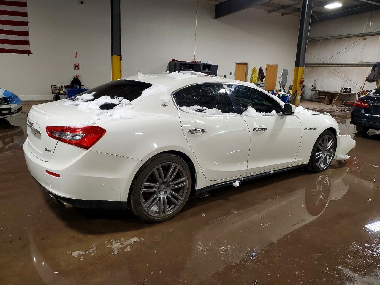 2016 Maserati Ghibli s