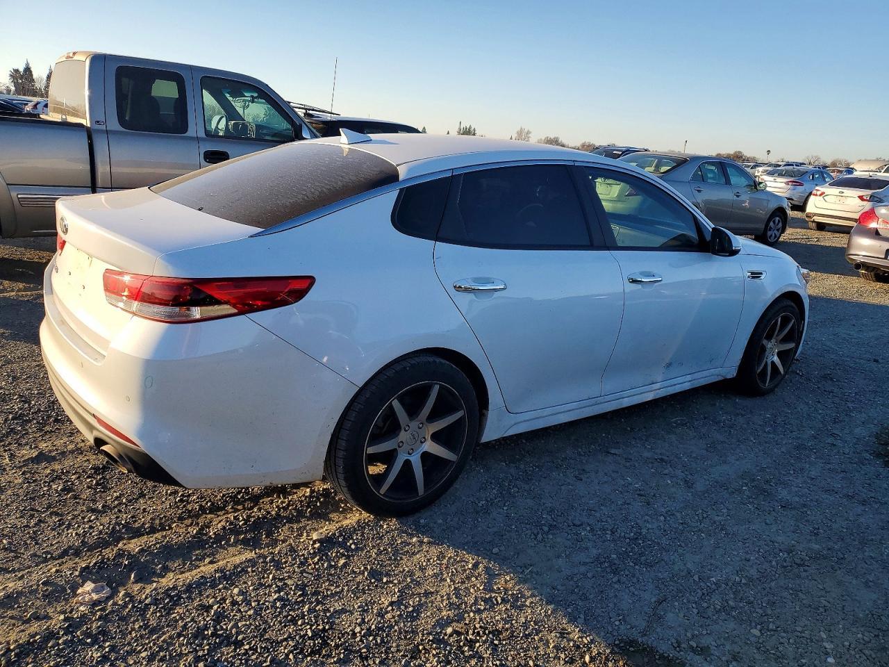2018 KIA Optima lx