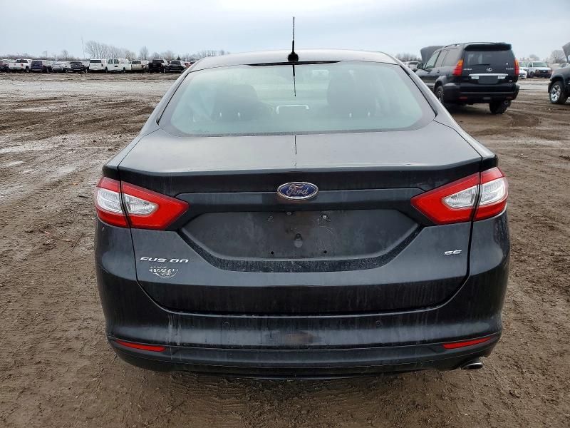 2015 Ford Fusion se