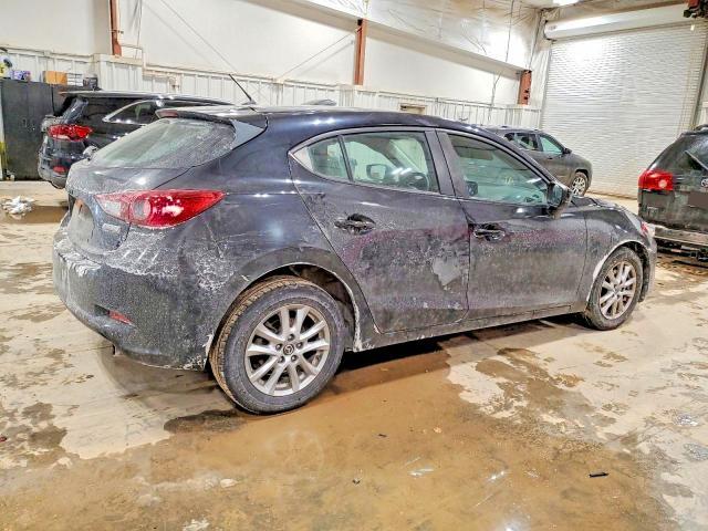 2018 Mazda 3 Sport