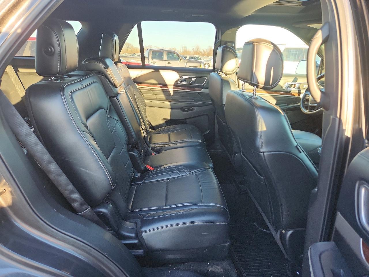 2016 Ford Explorer Platinum