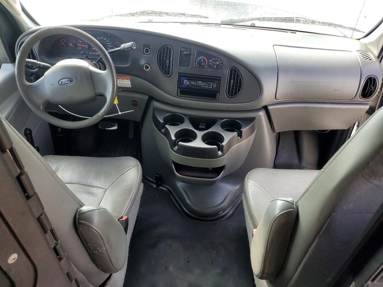 2006 Ford Econoline E150 Van