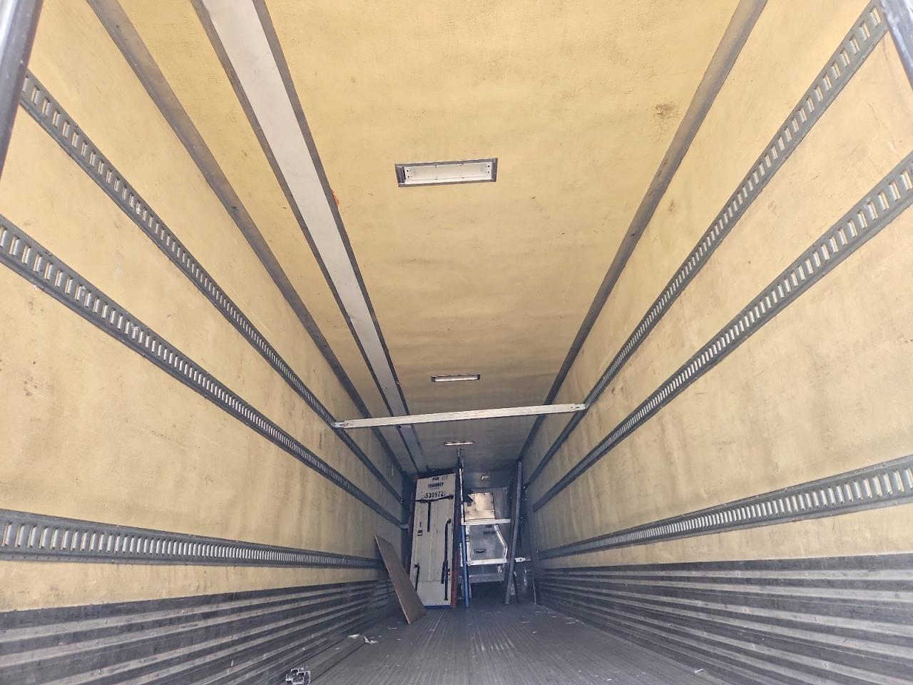 2013 Utility VS2RA Refrigerated Van Trailer