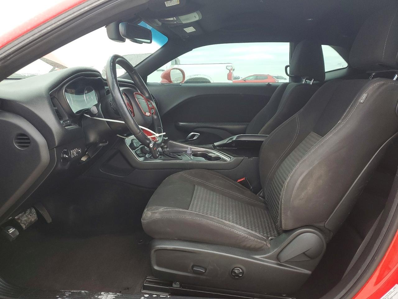 2015 Dodge Challenger sxt
