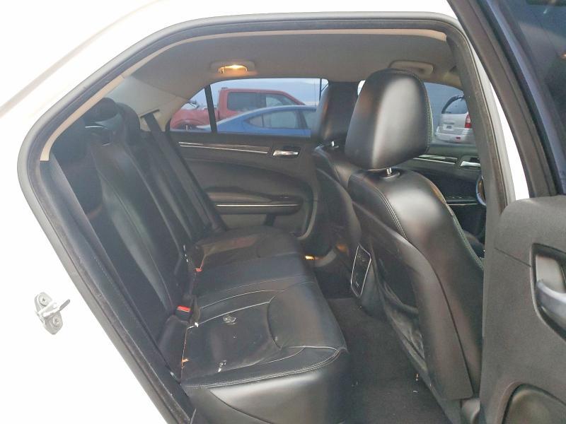 2017 Chrysler 300 Limited