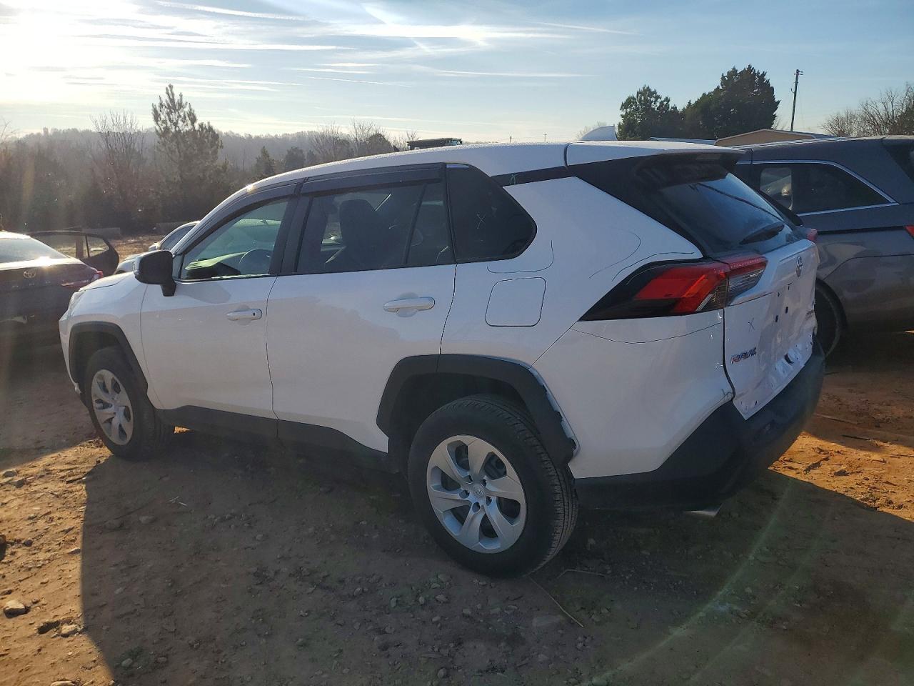 2025 Toyota Rav4 le