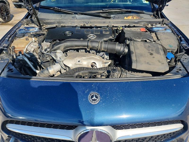 2019 Mercedes-Benz A 220