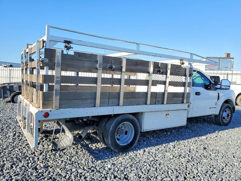 2020 Ford F350 Super Duty Flatbed Truck