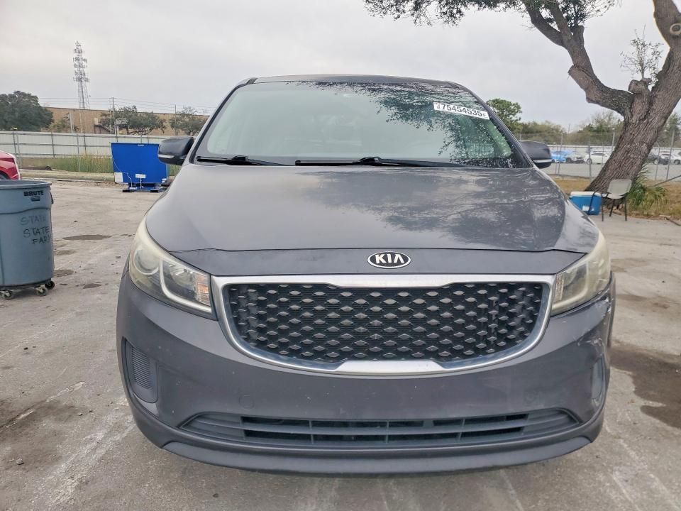 2016 KIA Sedona lx