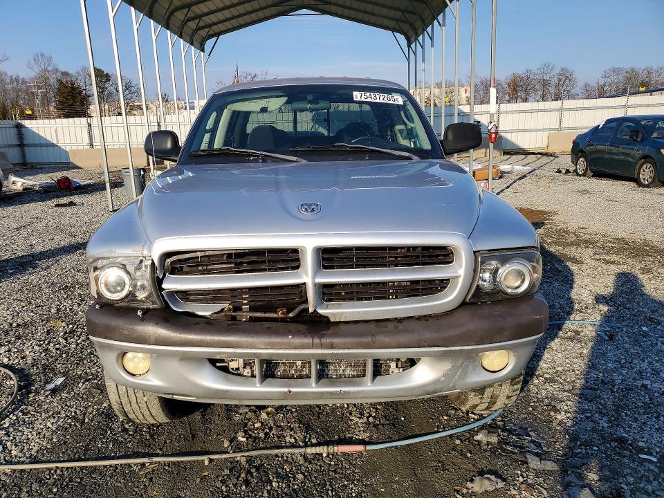 2003 Dodge Dakota Quad Sport