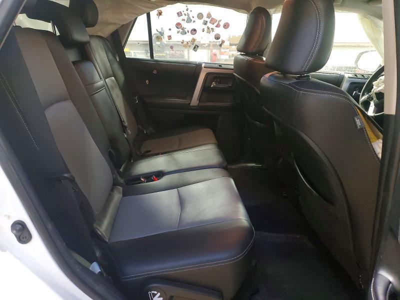 2016 Toyota 4runner SR5