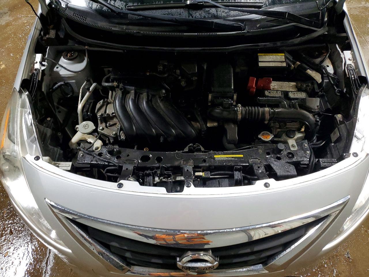 2016 Nissan Versa s
