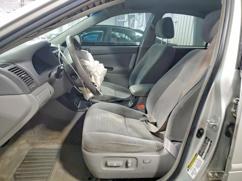 2006 Toyota Camry le