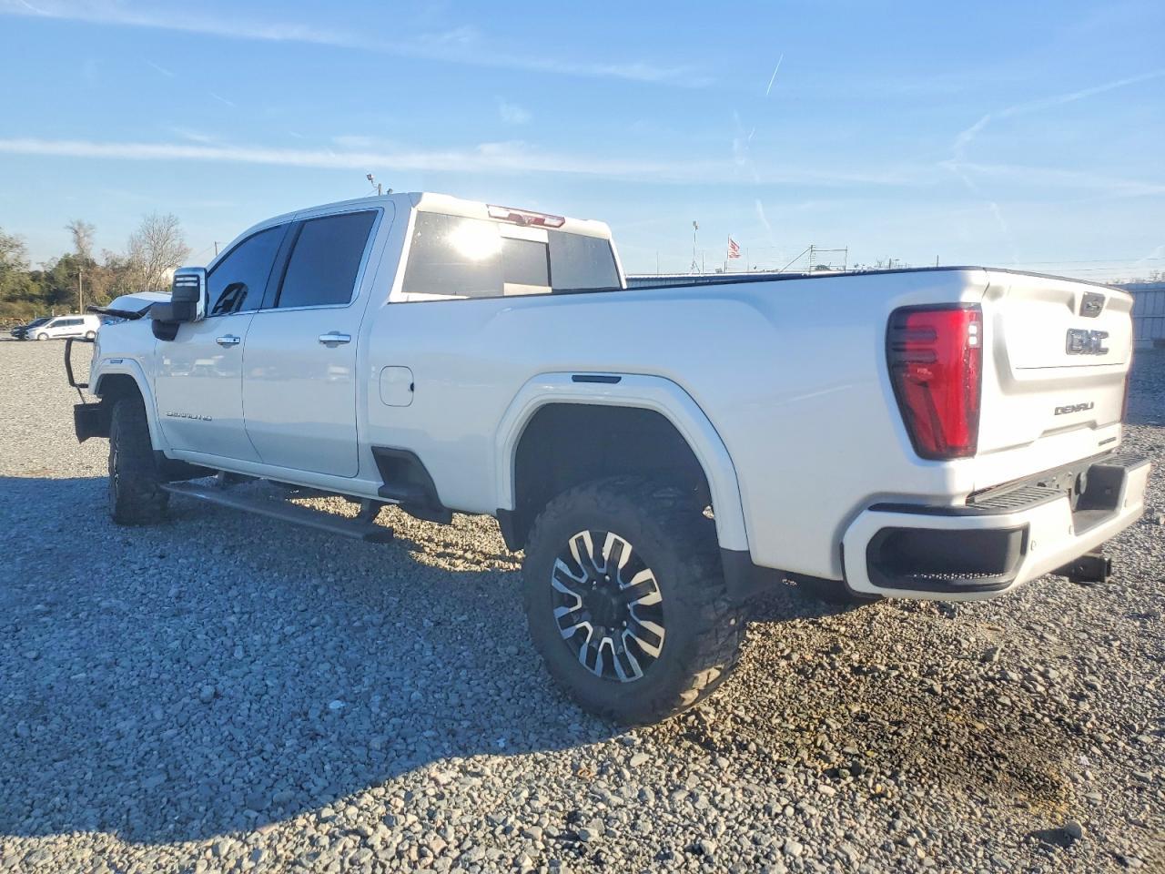 2024 GMC Sierra K2500 Denali Ultimate