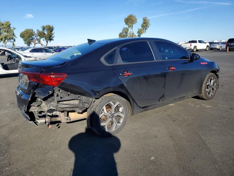 2021 KIA Forte fe