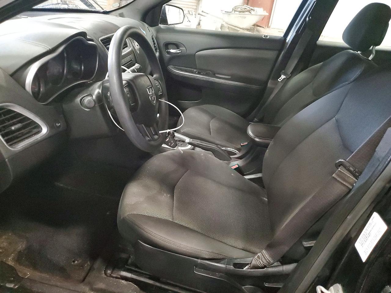 2013 Dodge Avenger se