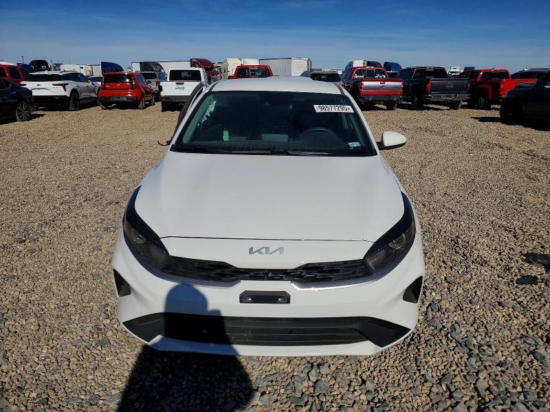 2024 KIA Forte lx