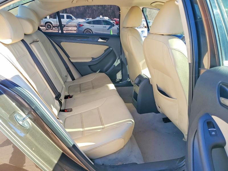 2016 Volkswagen Jetta sel