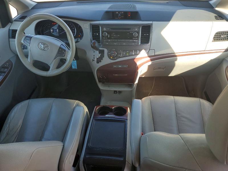 2014 Toyota Sienna xle