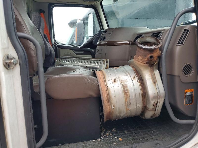 2018 Volvo VNL Semi Truck