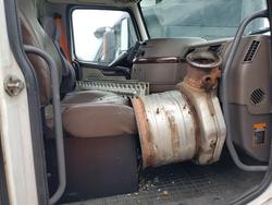 Salvage trucks for sale at Lebanon, TN auction: 2018 Volvo VNL Semi Truck