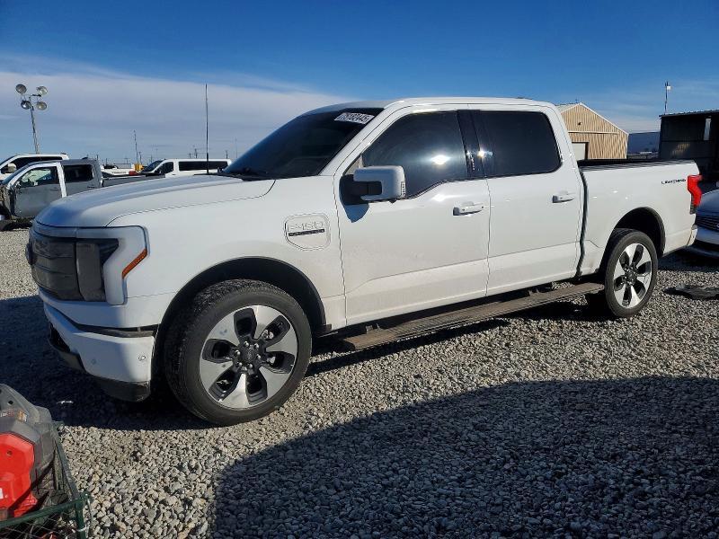 2023 Ford F150 Lightning pro