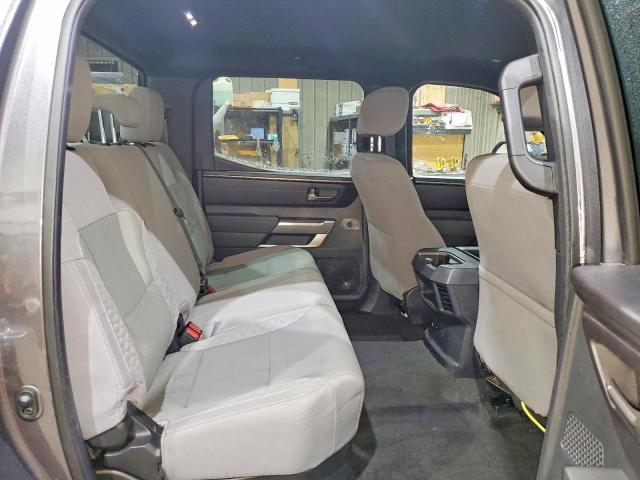 2025 Toyota Tundra SR5